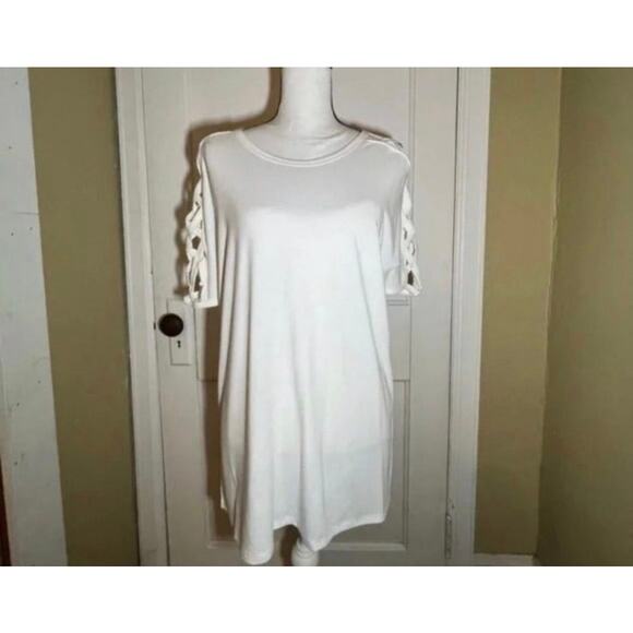 White Zenana Premium Lattice Scoop Neck Sleeve Dressy T-Shirt Blouse Size Small - Picture 2 of 12